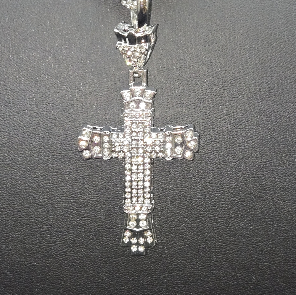 Big Boss Bling SILVER CZ Encrusted Cross Pendant And Necklace 26"×.5"....25234 - Picture 4 of 8